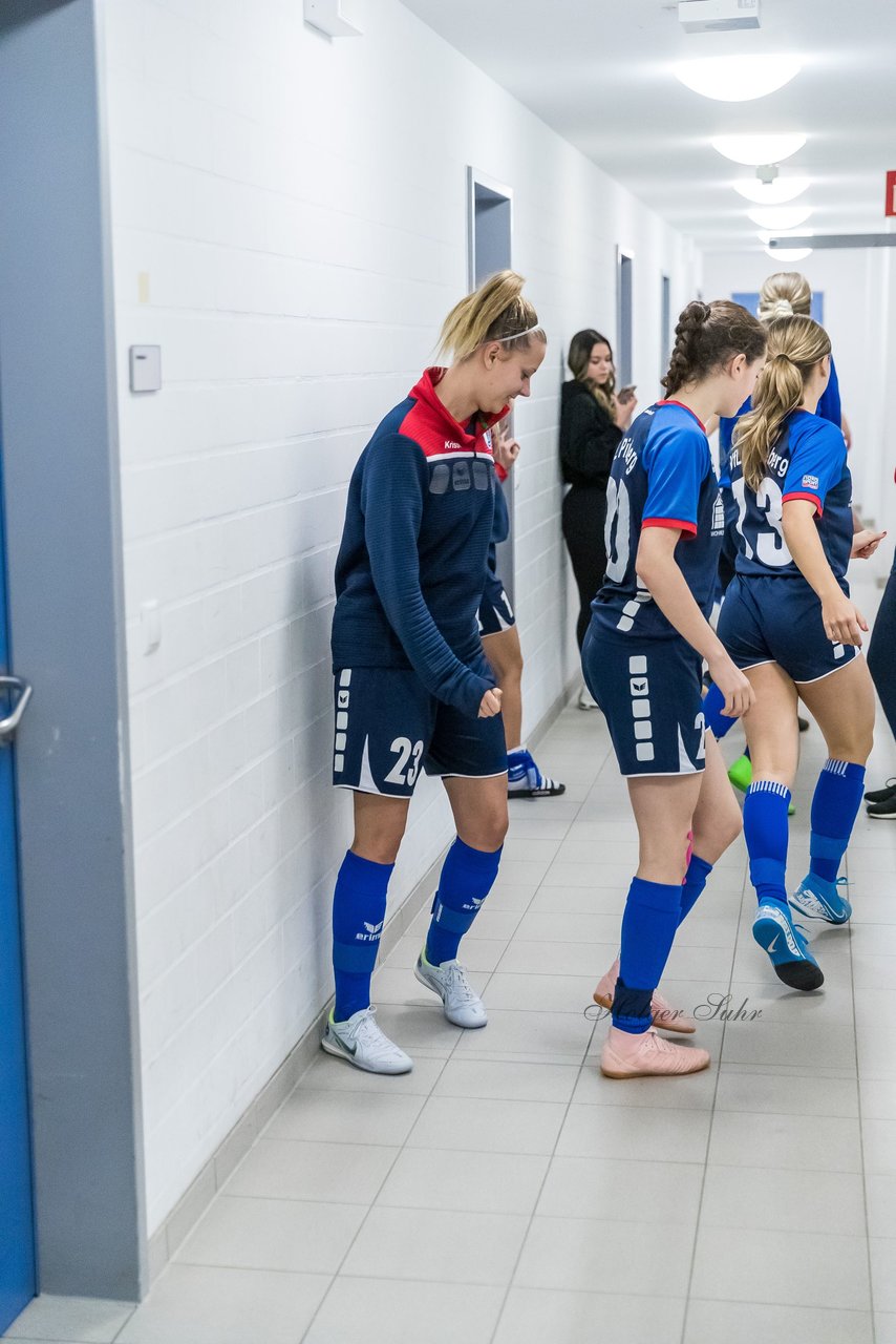 Bild 69 - F Loewinnen Hallen Cup